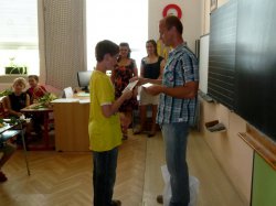Název souboru=konec_roku_2010-11_7.JPG
Velikost souboru=585KB
Rozměry=1134x850
Datum přidání=10. Červenec 2011 konec_roku_2010-11_7.JPG