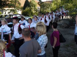 Název souboru=hody_2011_62.jpg
Velikost souboru=974KB
Rozměry=1133x850
Datum přidání=13. Září 2011 hody_2011_62.jpg