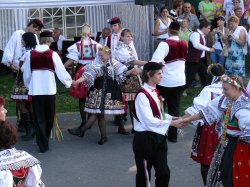 Název souboru=hody_2011_71.jpg
Velikost souboru=952KB
Rozměry=1133x850
Datum přidání=13. Září 2011 hody_2011_71.jpg