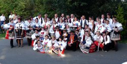 Název souboru=hody_2011_82.jpg
Velikost souboru=733KB
Rozměry=1150x583
Datum přidání=13. Září 2011 hody_2011_82.jpg