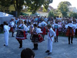 Název souboru=Pribramske_hody_2012_72.jpg
Velikost souboru=293KB
Rozměry=1133x850
Datum přidání=05. Říjen 2012 Pribramske_hody_2012_72.jpg