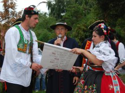 Název souboru=Hody_2013_097.JPG
Velikost souboru=209KB
Rozměry=1133x850
Datum přidání=08. Říjen 2013 Hody_2013_097.JPG