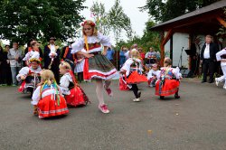 Název souboru=Hody_2017-231.jpg
Velikost souboru=2548KB
Rozměry=4425x2950
Datum přidání=03. Říjen 2017 Hody_2017-231.jpg