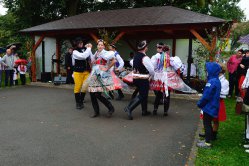 Název souboru=Hody_2017-242.jpg
Velikost souboru=2025KB
Rozměry=4155x2770
Datum přidání=03. Říjen 2017 Hody_2017-242.jpg