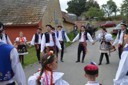 Název souboru=Hody_2017-25.JPG
Velikost souboru=462KB
Rozměry=1155x768
Datum přidání=03. Říjen 2017 Hody_2017-25.JPG