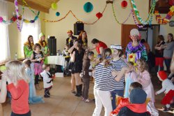 Název souboru=Karneval_2018-106.JPG
Velikost souboru=413KB
Rozměry=1155x768
Datum přidání=08. Březen 2018 Karneval_2018-106.JPG