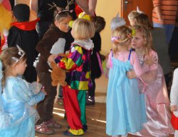 Název souboru=Karneval_2018-107.JPG
Velikost souboru=326KB
Rozměry=995x768
Datum přidání=08. Březen 2018 Karneval_2018-107.JPG