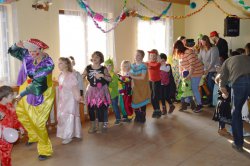 Název souboru=Karneval_2018-119.JPG
Velikost souboru=397KB
Rozměry=1155x768
Datum přidání=08. Březen 2018 Karneval_2018-119.JPG