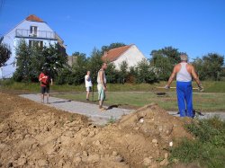 Název souboru=060715_skola_brigada_na_ovalu_0003.JPG
Velikost souboru=169KB
Rozměry=768x576
Datum přidání=17. Červenec 2006 060715_skola_brigada_na_ovalu_0003.JPG
