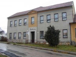 Název souboru=_old__skola_budova.jpg
Velikost souboru=87KB
Rozměry=800x600
Datum přidání=31. Leden 2006 _old__skola_budova.jpg