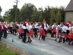 Název souboru=040919hody0012.jpg
Velikost souboru=111KB
Rozměry=814x615
Datum přidání=05. Únor 2006 040919hody0012.jpg
