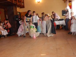 Název souboru=Maskarni_2015_74.JPG
Velikost souboru=137KB
Rozměry=600x450
Datum přidání=11. Květen 2015 Maskarni_2015_74.JPG