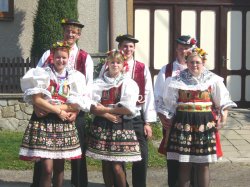 Název souboru=060916hody0028.jpg
Velikost souboru=201KB
Rozměry=640x480
Datum přidání=30. Říjen 2006 060916hody0028.jpg