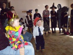 Název souboru=Dětský_karneval-25.3.2007-X.jpg
Velikost souboru=132KB
Rozměry=1024x768
Datum přidání=29. Září 2007 Dětský_karneval-25.3.2007-X.jpg